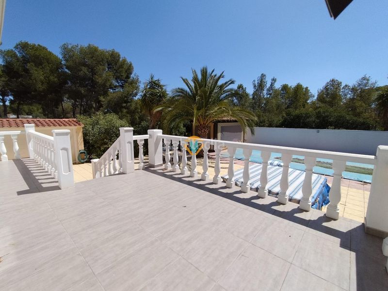 Foto f53042bb-e43f-4574-904d-f11423e71cce. Xalet amb calefacció aparcament piscina a Varadero Nucia (la)