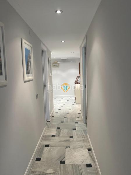 Foto 69a156ac-f4fd-495b-a6dc-57bf3690e310. Pis amb calefacció aparcament a Playa Levante Benidorm