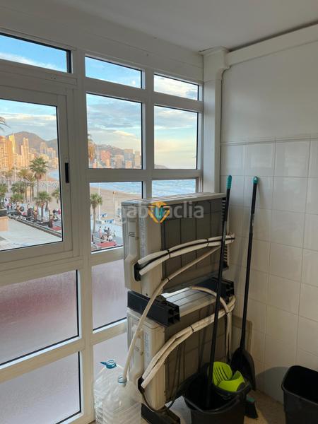 Foto f4d65056-994a-4380-ab80-ff130fb57874. Pis amb calefacció aparcament a Playa Levante Benidorm