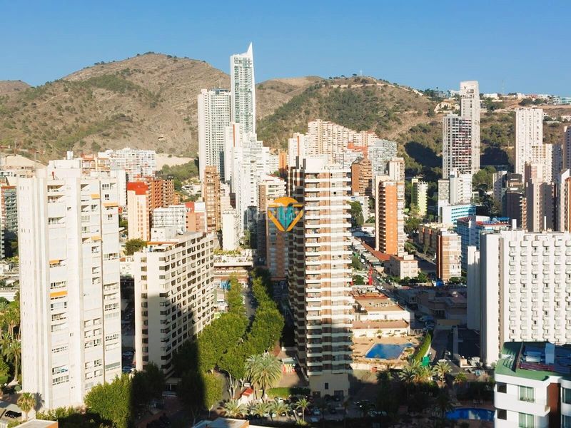 Foto 15cf4a81-baca-46f1-8319-5f67a2263d83. Apartament amb aparcament piscina a Rincón Bajo Benidorm