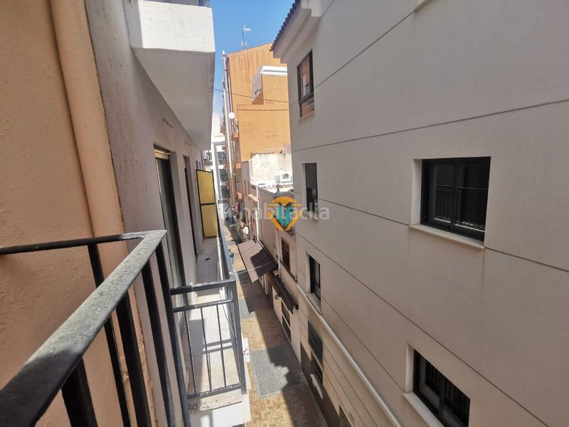 Foto fe9b0fdd-d2d2-4471-94a6-39597e96a7d8. Edificio in Casco Antiguo - Puerto Benidorm