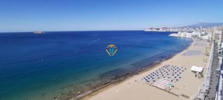 Flat in Playa Levante. Piso en 1 linea de playa de levante con parking y piscina!!!
