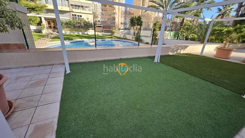 Foto bfd6ceb8-3b7d-4bed-8f86-5f93fa2bde48. Apartament amb piscina a Levante Alto Benidorm