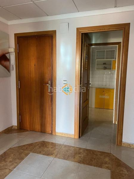 Foto 0cbbe1ef-c51b-4168-9df5-3a6b9f155777. Piso  en 2 linea de Playa Levante con vistas a la plaza triaungular!!! en Benidorm