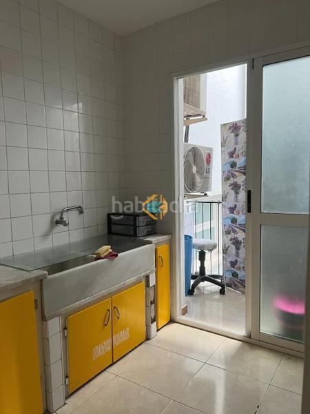 Foto ef490504-8137-454b-8959-eec30c0c1244. Piso  en 2 linea de Playa Levante con vistas a la plaza triaungular!!! en Benidorm