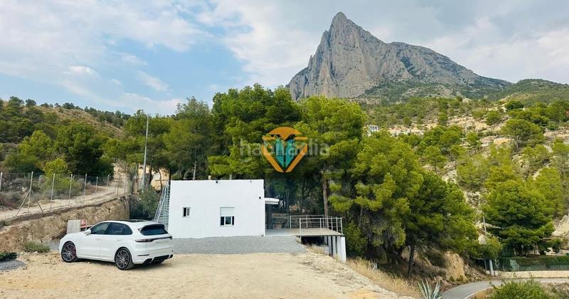 Foto 89e349df-db23-443f-829d-1d5ed7594687. Casa  nueva con parcela !!! en Finestrat pueblo Finestrat