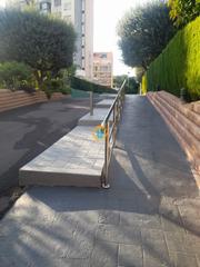 Apartament a Levante Alto. Apartamento zona levante con piscina comunitaria!!