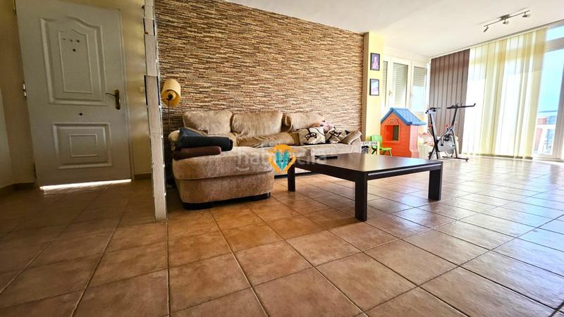 Foto f651af89-15d3-4453-9dc8-3debf274bb7e. Maison jumelée avec chauffage parking piscine dans balcón de Finestrat-terra marina Finestrat