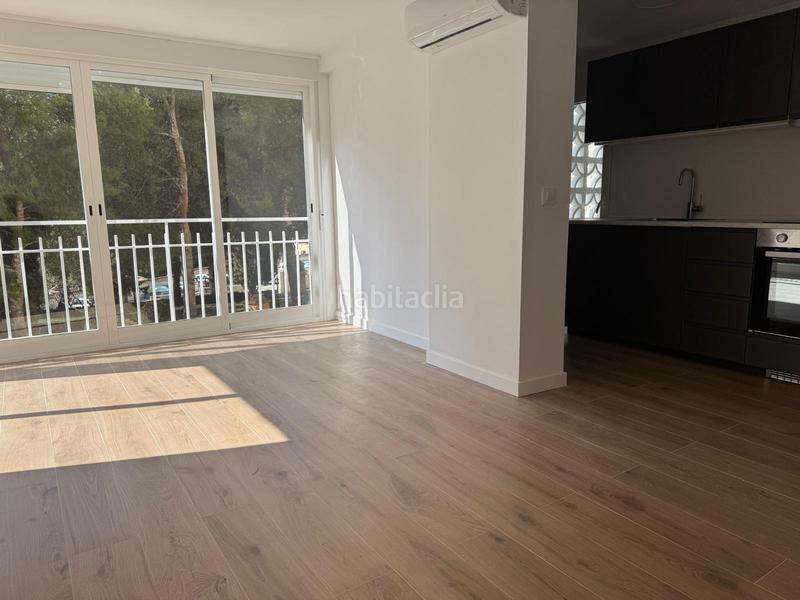 Foto 017db549-7e3d-42ae-ac86-c99747840fdd. Piccolo appartamento con parcheggio piscina in Foietes Benidorm