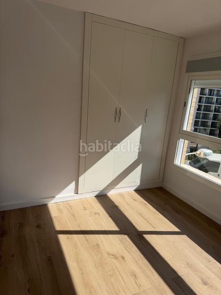 Foto f24b5b4a-2e08-4c93-9b62-ef56527ad3ac. Piccolo appartamento con parcheggio piscina in Foietes Benidorm