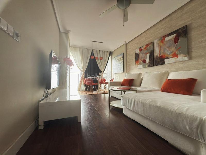 Foto be75f545-9c5a-4d89-a07b-298e242b298b. Apartament amb aparcament a Via Parque Benidorm
