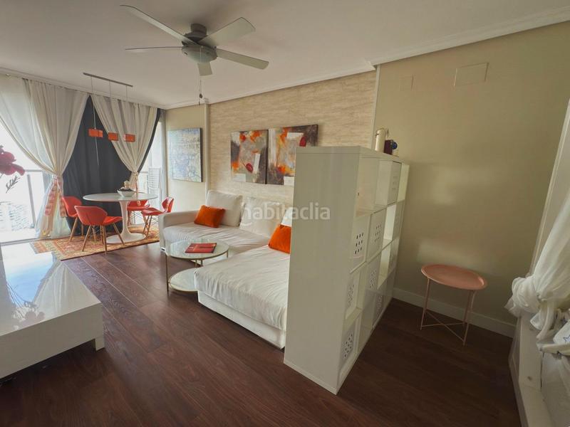 Foto f84b1e00-03c0-47fd-9fd0-cfb80a393d8c. Apartament amb aparcament a Via Parque Benidorm