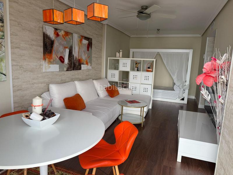 Foto f95ff3ef-f7e7-49e2-b938-02a373460fc2. Apartament amb aparcament a Via Parque Benidorm