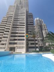 Pis a Levante Alto. Luminoso piso de 3 habitaciones con vistas despejadas y orientac