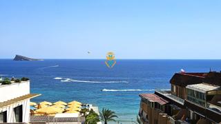 Attique à Centro Urbano. Ático de esquina con vistas al mar y montaña a 150m de la playa