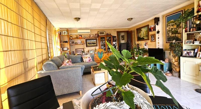 Foto a821c102-4180-4c0e-9a9d-37bb51be0db5. Attico in Centro Urbano Benidorm