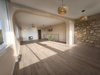 Chalet en Montebello - Nou Espai. Esplndido chalet reformado en montebello en la nuca