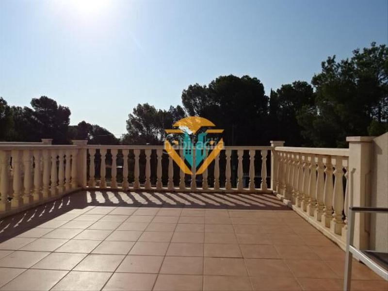 Foto 0f10d9c3-f544-4921-a5e2-c945acb1a6a8. Casa pareada amplio pareado en excelente ubicación en Nucia (la)