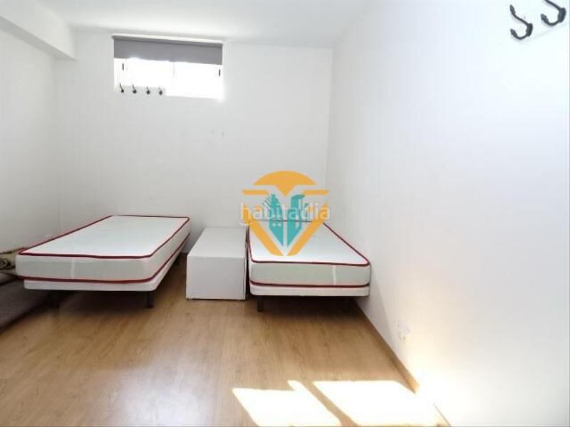 Foto 15f7f923-be8c-44e1-adf3-3825224d5d11. Casa pareada amplio pareado en excelente ubicación en Nucia (la)