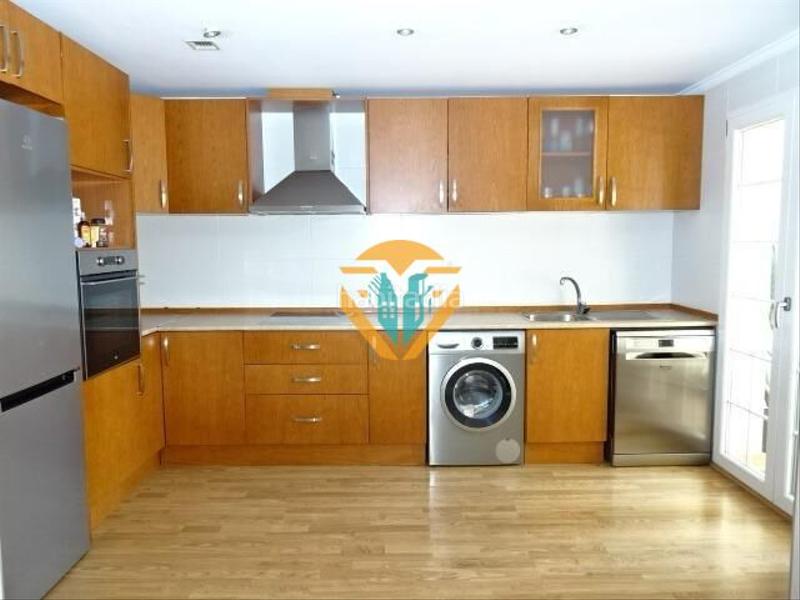 Foto 91a6dcc7-631c-40dd-9c2b-28614f8e4348. Casa pareada amplio pareado en excelente ubicación en Nucia (la)