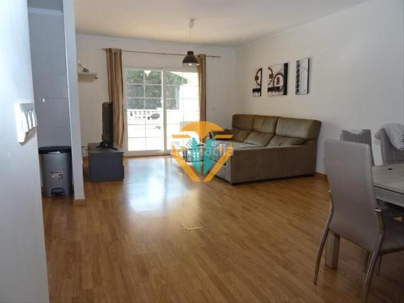 Foto c7643d70-b4e5-4aa6-8627-d2dab31dfc84. Casa pareada amplio pareado en excelente ubicación en Nucia (la)