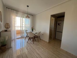 Appartement à Via Parque. Moderno apartamento en benidorm  ideal para inversión