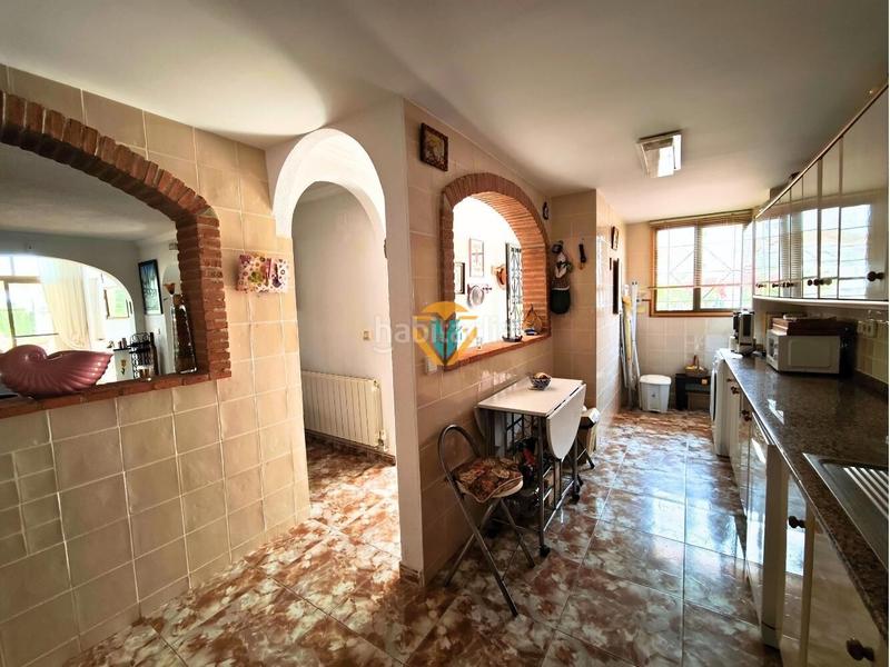 Foto 00621ab3-7011-4a2b-8e43-c6d6be4d1af5. Casa adosada encantador adosado en la nucía tu hogar ideal te espera! en Benidorm