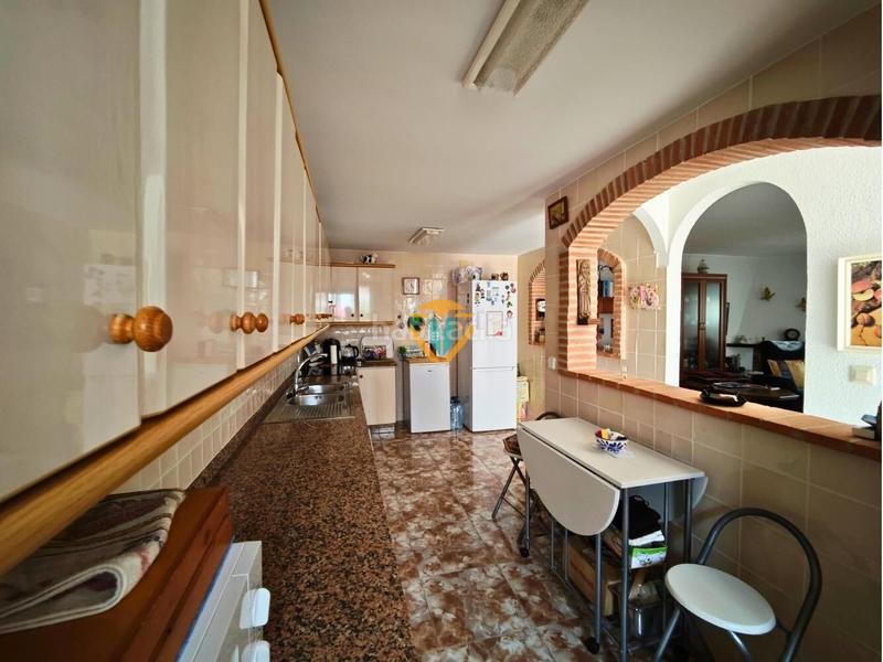 Foto b345c5df-dc3d-4d3e-a487-a716c164e068. Casa adosada encantador adosado en la nucía tu hogar ideal te espera! en Benidorm
