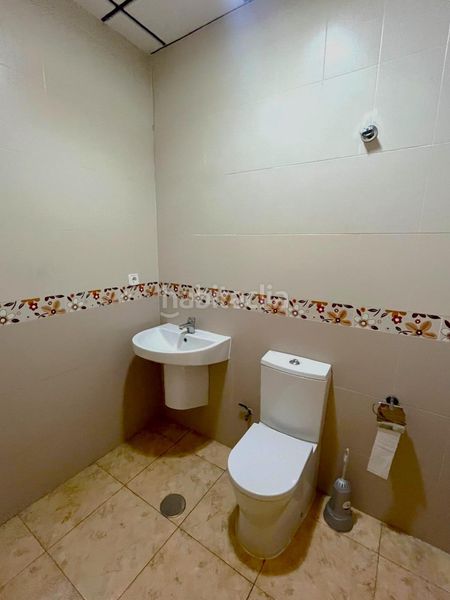 Foto 1cd09b0b-cfe2-43aa-8ff3-5dcd8f6c9bb8. Local comercial a Colonia Madrid Benidorm