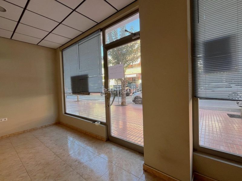Foto 9ebc1118-b9bd-4bba-8c57-7f4bd295fde2. Local comercial a Colonia Madrid Benidorm