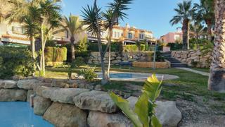 Chalet in Golf Bahía. Chalet adosado en sierra cortina, finestrat comodidad, privacida