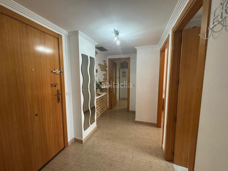 Foto 6a9a3ae8-1ba8-4130-b890-2770c2f7a2c2. Apartament amb aparcament piscina a Mirador de la Cala-Benimar Vila Joiosa (la)