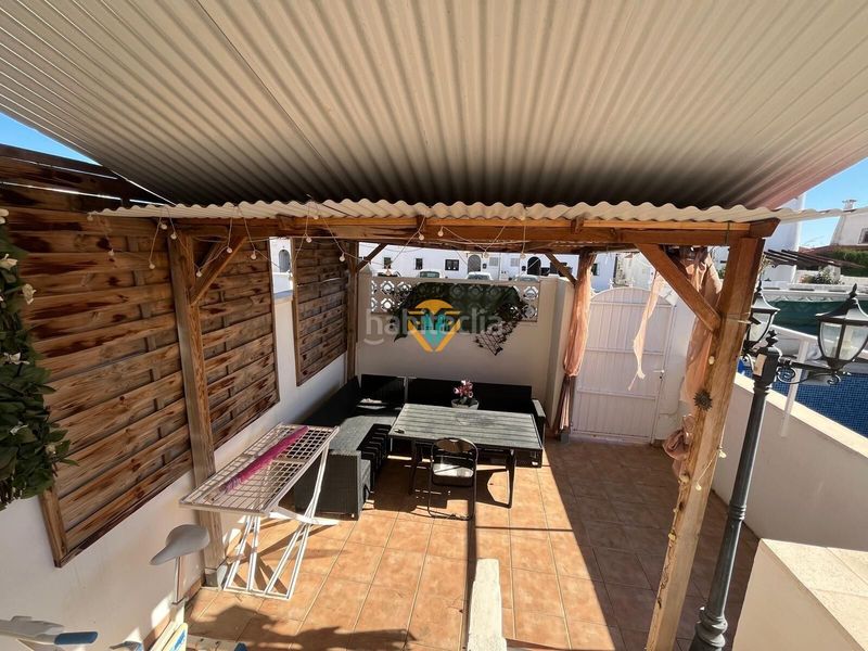 Foto ff74697f-1dad-46f4-9cc5-6c3443ed2412. Casa adossada amb piscina a Varadero Nucia (la)
