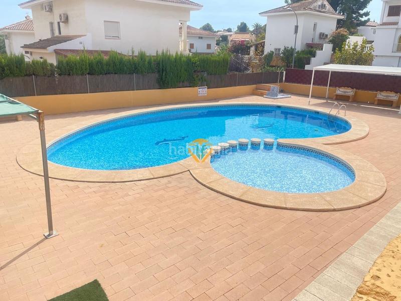 Foto 5bcb55f2-bdab-4e6c-80b3-fc0fbe56c314. Doppelhaus mit parking pool in San Rafael - Nucia Park Nucia (la)