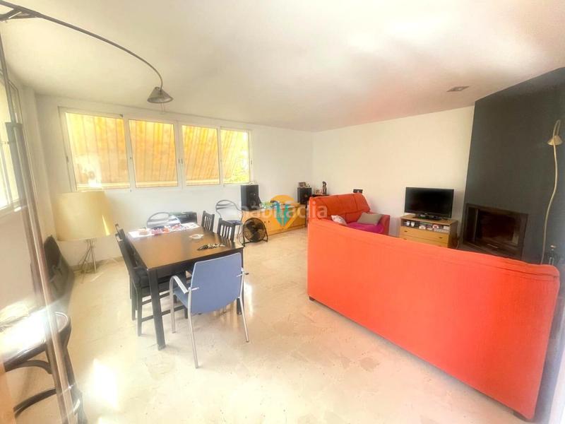 Foto 5bd9ad4e-0207-4c4d-a5e9-5a7b328479e3. Doppelhaus mit parking pool in San Rafael - Nucia Park Nucia (la)