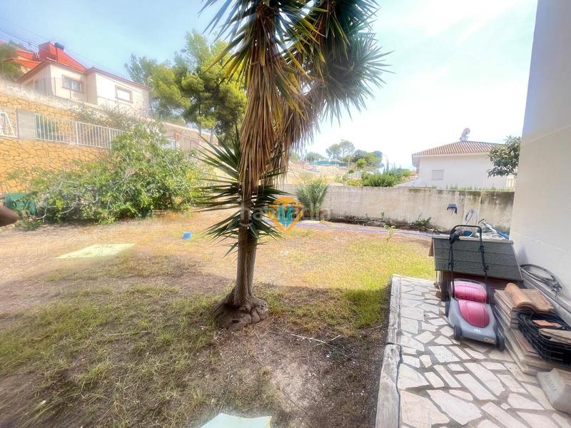 Foto 920342b1-1e50-4562-a301-83bc7d2574bb. Doppelhaus mit parking pool in San Rafael - Nucia Park Nucia (la)