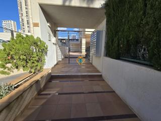 Apartament a Via Parque. Precioso apartamento con vistas al mar y dos plazas de garaje en