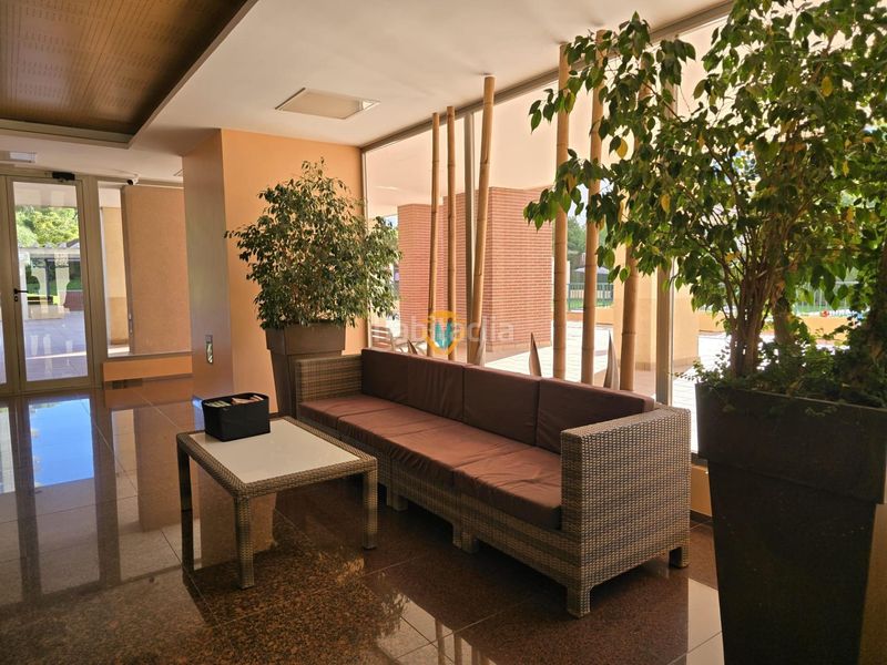 Foto 6e2857ac-680e-40e5-a0b6-28d15bb25a36. Apartament amb calefacció aparcament piscina a Via Parque Benidorm