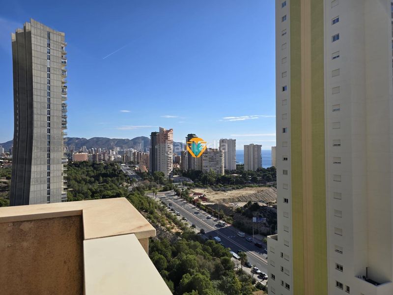 Foto 984416e7-db36-4684-a7d9-13936540a1ce. Apartament amb calefacció aparcament piscina a Via Parque Benidorm