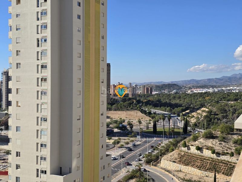 Foto e1d32d25-bd1c-4f00-9708-fe7fb377f55f. Apartament amb calefacció aparcament piscina a Via Parque Benidorm