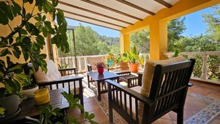 Chalet à Finestrat Pueblo. Espectacular chalet independiente en finestrat campo  confort y