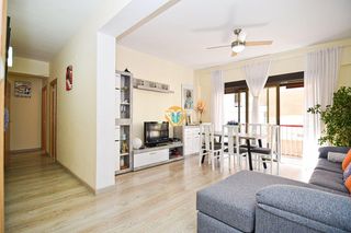 Pis a Centro Urbano. Amplio y moderno piso en el centro de benidorm, a solo 500 metro