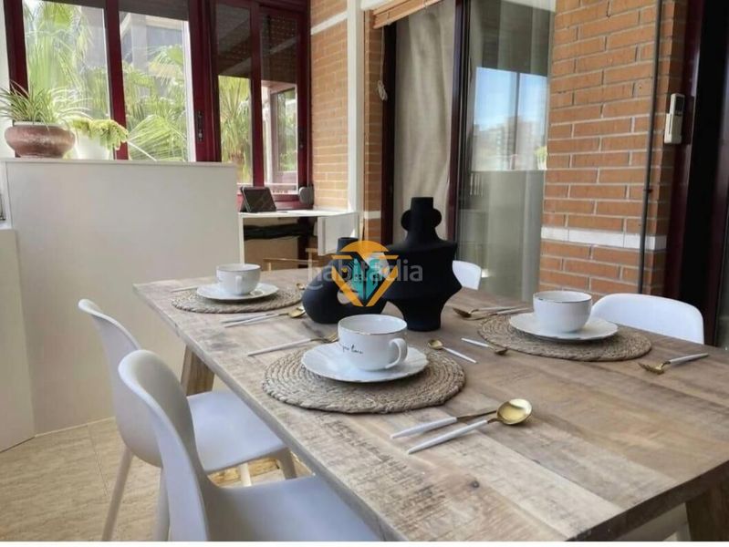 Foto 1a16a268-628e-4644-b408-80043dd6abed. Apartament amb piscina a Playa Poniente Benidorm