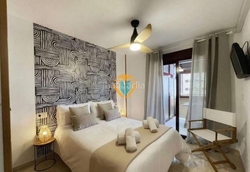 Foto 4f0213f8-1757-483f-9e07-e23217bca96d. Apartament amb calefacció piscina a Playa Poniente Benidorm