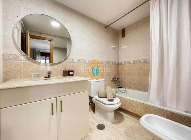 Foto e655b81a-c4d4-4929-8e13-eb3c06f377fc. Apartament amb piscina a Playa Poniente Benidorm