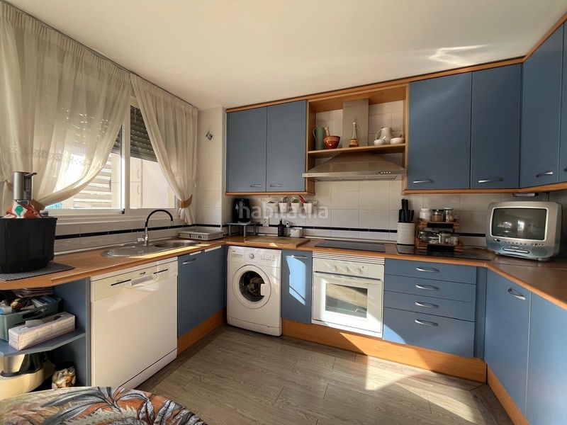 Foto 045f09ff-549c-45c9-9f41-c57ba4d052b1. Àtic amb aparcament piscina a Cala Alta-Veramar Vila Joiosa (la)