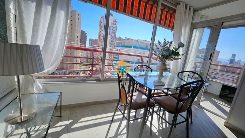Foto 18c4f3db-d351-4fb8-b1c4-00cd3b3e21d9. Apartament amb aparcament piscina a Rincón Alto Benidorm