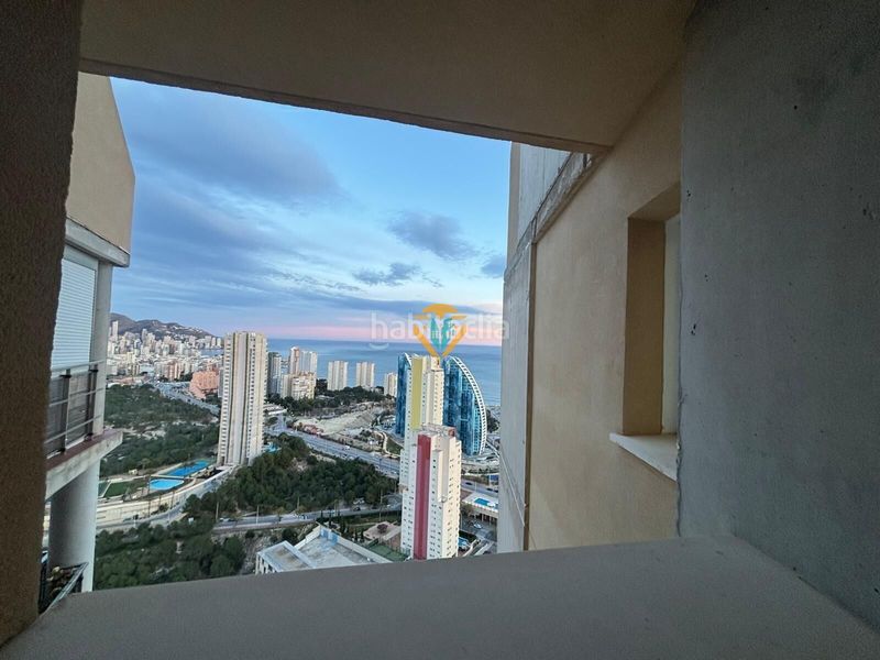 Foto 197924ef-d5c2-4075-9bb9-df9840f484ca. Apartament amb aparcament piscina a Via Parque Benidorm