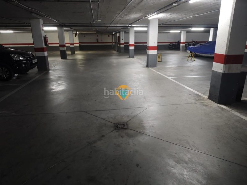 Foto b53943ee-3f5f-4349-9728-846db87c7f5f. Apartament amb aparcament piscina a Via Parque Benidorm