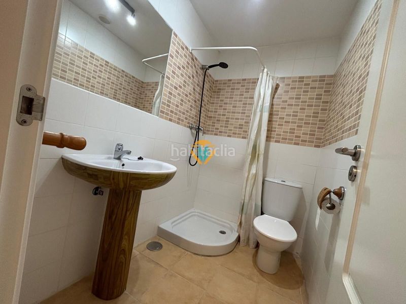 Foto b8ed7c77-c420-4996-bd9d-33c8fb0eb304. Apartament amb aparcament piscina a Via Parque Benidorm